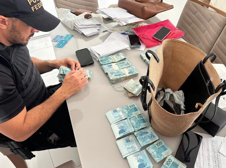 PF deflagra operação contra fraudes em licitações em Jeremoabo e Paulo Afonso