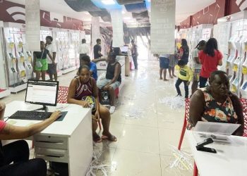 Coité e Serrinha – Loja de celulares surpreende toda a população com fato inusitado