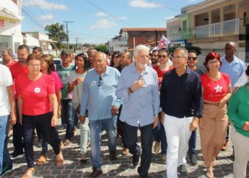Coité – Com a presença do senador Jaques Wagner, três secretários, duas deputadas e presidente estadual, PT lança pré-candidatura de Assis a prefeito