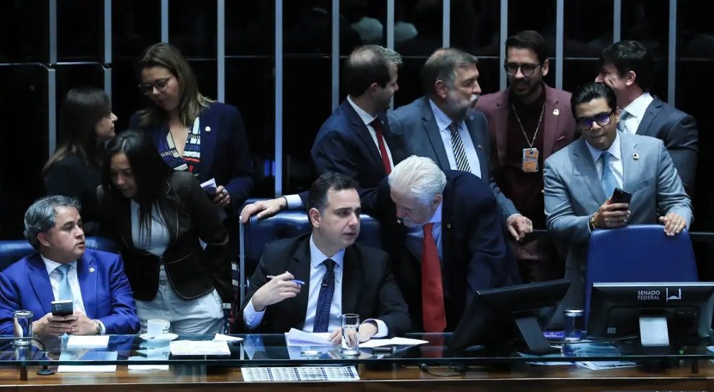 Senado aprova seguro obrigatório para indenizar acidentes de trânsito