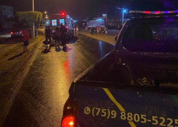 Colisão entre motos deixa duas pessoas feridas na BA-120