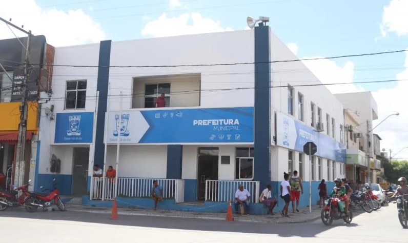 Prefeitura deixa 3 mil servidores sem abono do Pasep