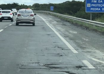 Passeio motociclístico pretende chamar a atenção das condições da BR-324 e BR-116