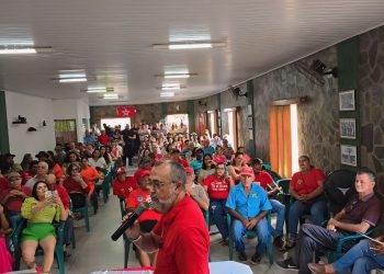 Encontro do PT em Valente discute Plano de Governo Participativo