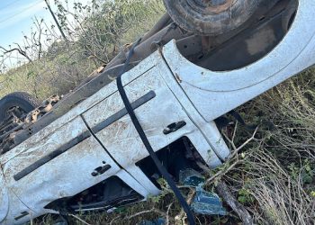 Integrantes de banda de forró sofrem acidente na BA 220 após show na zona rural de Jaguarari