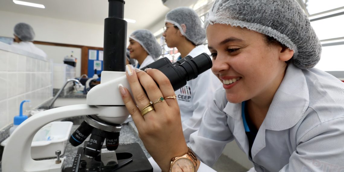 SEC abre inscrições para mais de 14 mil vagas em cursos técnicos gratuitos