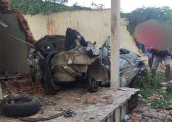 Três pessoas morrem e duas ficam feridas em grave acidente em Paripiranga