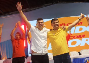 Oposição mostra força em ato de lançamento da pré-candidatura de Vando e Igor a prefeito e vice de Serra Preta