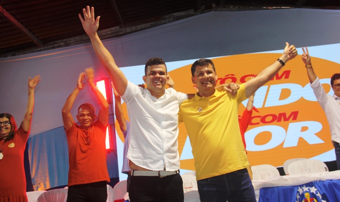Oposição mostra força em ato de lançamento da pré-candidatura de Vando e Igor a prefeito e vice de Serra Preta