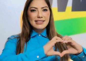 Deputada evangélica retira assinatura do projeto que equipara aborto a homicídio