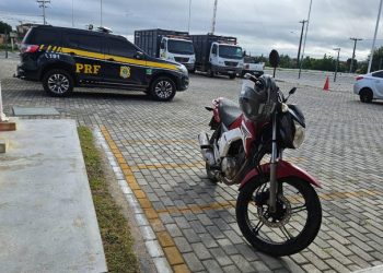 PRF recupera motocicleta roubada que foi negociada em troca de uma vaca