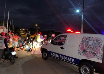 Dois irmãos ficam feridos em colisão envolvendo motocicletas