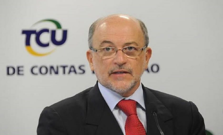 TCU suspende licitação para contratação de empresas de comunicação digital pela Presidência da República. O relator do processo é o ministro Aroldo Cedraz