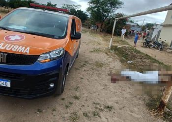Homem é assassinado a tiros em campo de futebol no Povoado Ponto Novo