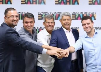 Reunião define união entre Cyro Novais e Gika Lopes em Serrinha