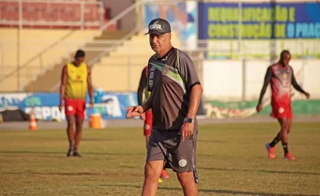 Morre aos 59 anos o coordenador de futebol do Jacuipense, Quintino Barbosa o Barbosinha