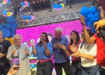 Mãe e filha lançam chapa para disputar prefeitura no interior da Bahia