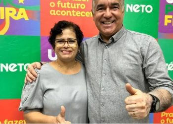 Zé Neto tira licença para disputa em Feira e Elisangela Araújo assume mandato na Câmara