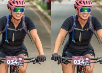 Ciclista de 37 anos bate em carro de som e morre durante prova (vídeo)