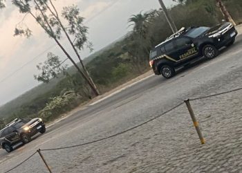 PF deflagra operação em combate à mineração ilegal de ouro na região de Nordestina. Policiais estiveram na casa de candidato a prefeito