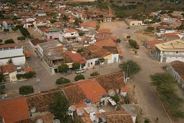 Jovem é morto a golpes de faca no Distrito Pedras Altas