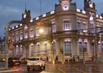 Prefeitura de Feira de Santana retira vagas de concurso um dia após anúncio por ‘necessidade de atualização salarial’