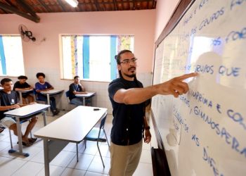 Estado convoca 1.677 novos profissionais da Educação, nesta quarta-feira (25)
