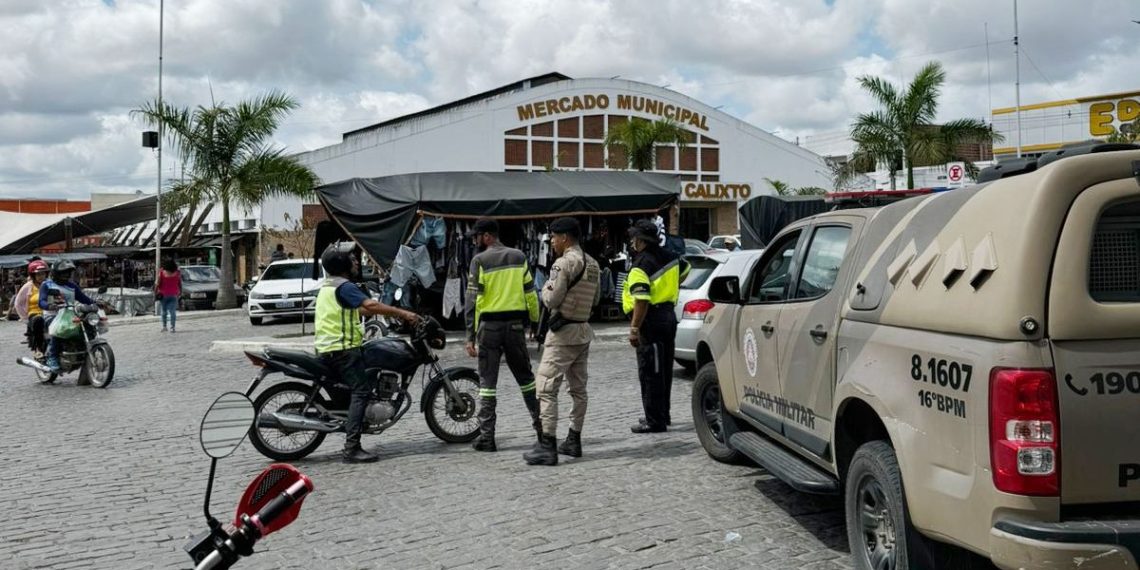 Coité – PM manteve blitz educativa e candidatos reforçam determinação da justiça para que os motociclistas não participem das carreatas com escapamentos adulterados
