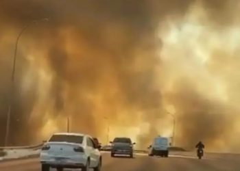 Imagem “apocalíptica” de incêndio no DF chama atenção de internautas (vídeo)