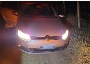 Seis homens são mortos a tiros dentro de veículo no interior de Sergipe