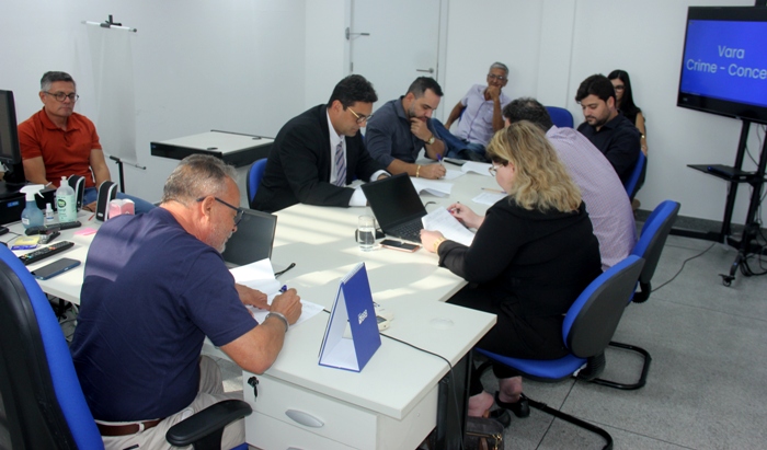 Audiência envolvendo a Justiça Eleitoral e representantes das coligações define atividades até o último dia de campanha