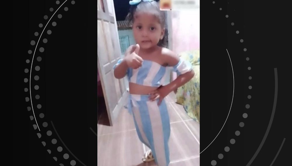 Criança de 4 anos morre após se afogar em piscina de clube, diz família