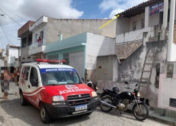 Idoso que caiu de telhado de casa morre no HP cinco dias depois do acidente