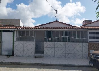 Dois homens são mortos após terem casas invadidas em dois distritos de Coité