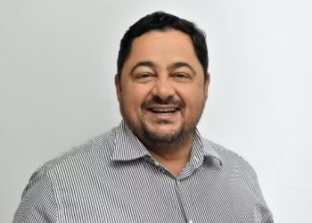 Candidato a vereador morre de infarto durante apuração dos votos no Piauí. Ele aparece entre os eleitos