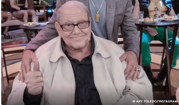 Humorista Ary Toledo morre em São Paulo, aos 87 anos