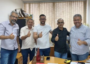 Deputado Alex da Piatã recebe em seu gabinete candidatos eleitos em Candeal, Itapicuru e Riachão do Jacuípe