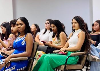 FARESI – IV Semana de Fisioterapia discute carreira e saúde da mulher