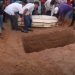 Comoção e dor marcaram os sepultamentos dos corpos dos quatro estudantes em Heliópolis. Veja o que sabe até agora