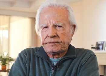 Morre no Rio de Janeiro o apresentador Cid Moreira aos 97 anos