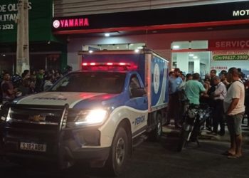 Empresário mata ex-esposa e a irmã dela em loja de motos