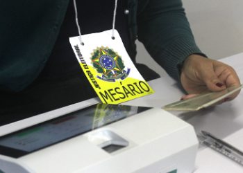 Mesários podem solicitar a Declaração de Trabalhos Eleitorais a partir desta sexta-feira (11)