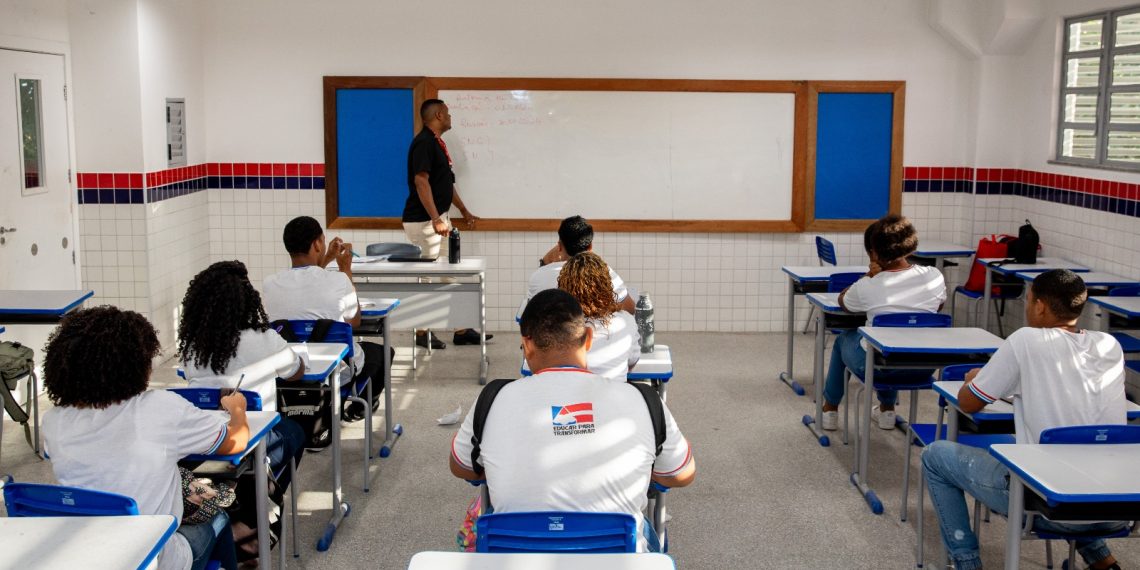 Período de renovação de matrícula para estudantes da rede estadual termina nesta sexta-feira (29)