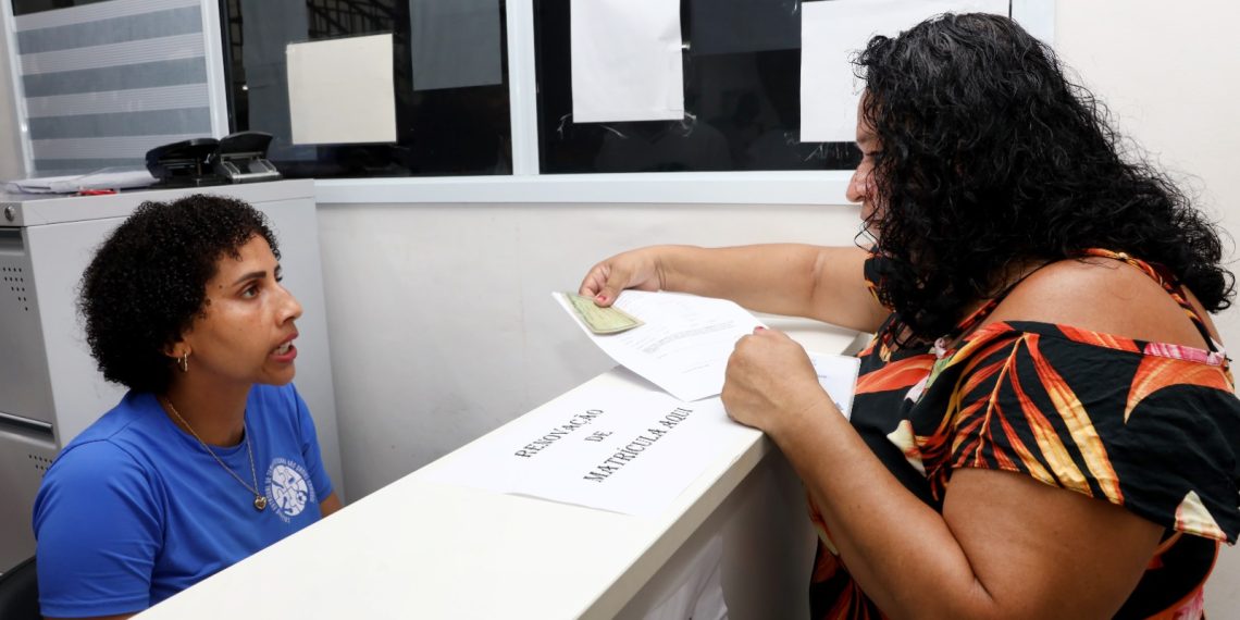 Estudantes da rede estadual já podem fazer a renovação da matrícula para o ano de 2025