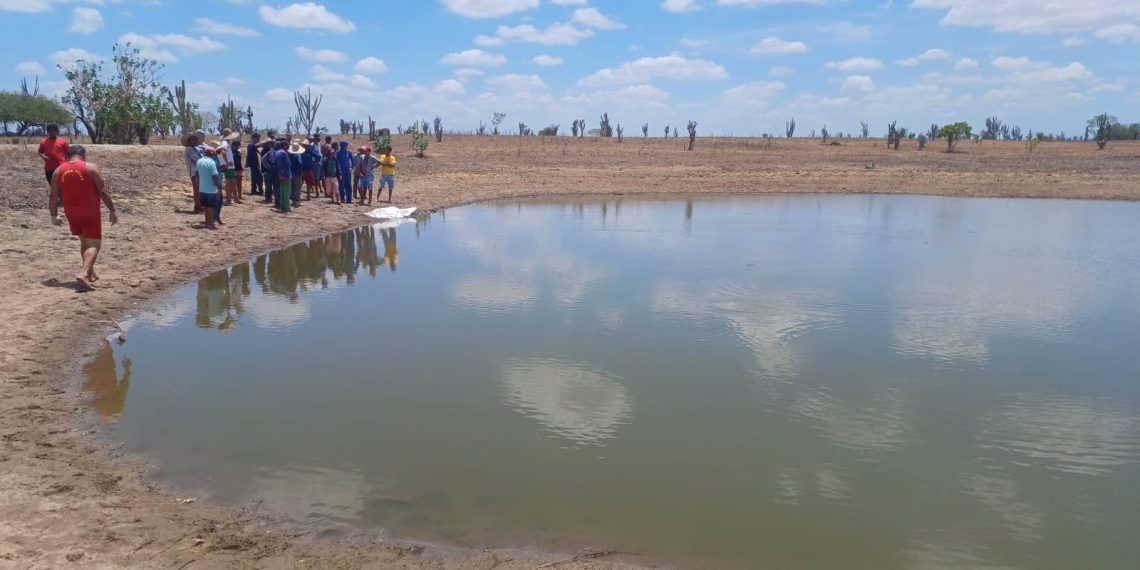 Homem morre afogado em lagoa onde pescava acompanhando da esposa