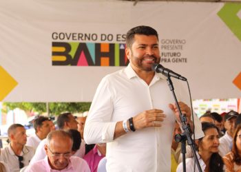 Marcinho Oliveira da base oposicionista na ALBA, rasgou elogios a Jerônimo em Canudos