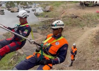 Águia Resgate e Anjos Jacuipenses se unem em treinamento para socorro de vítimas em locais de difícil acesso