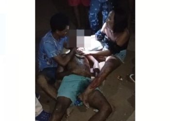 Homem é golpeado no peito pelo próprio irmão e é transferido em estado grave