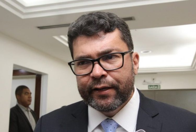 Marcinho Oliveira pede esclarecimentos à CBF e Arena Fonte Nova sobre público e preços cobrados em jogo da Seleção