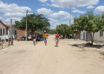 Moradores de um povoado de Serrinha reclamam da falta de atenção dos gestores e querem pertencer a Ichu